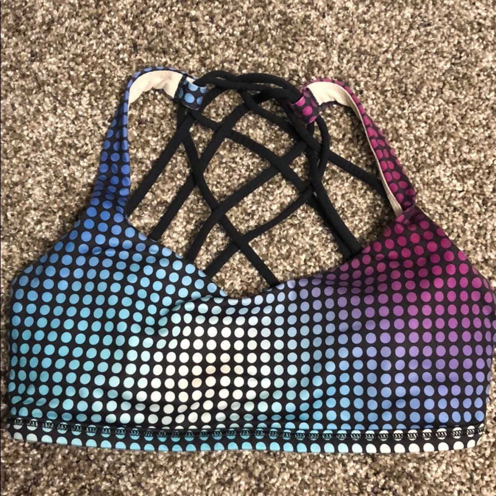 Lululemon sports bra